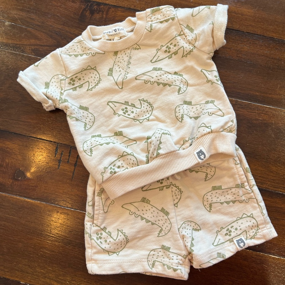Rabbit + Bear Organic Cute Alligator Print Baby Outfit